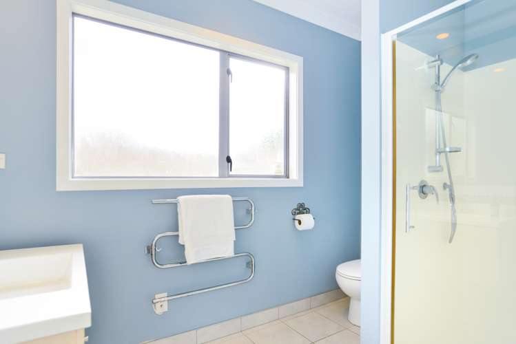 9 Aiden Lane Raureka_6