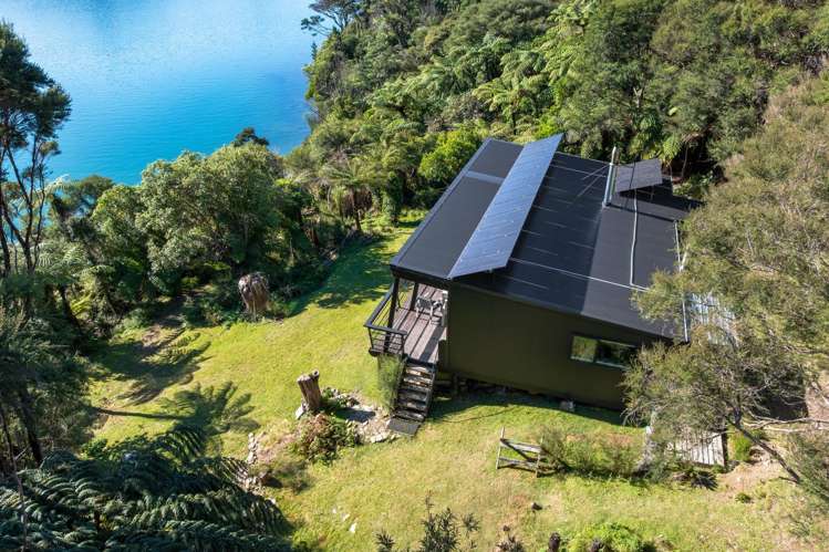 234 Tamuakawawe Bay Marlborough Sounds_18