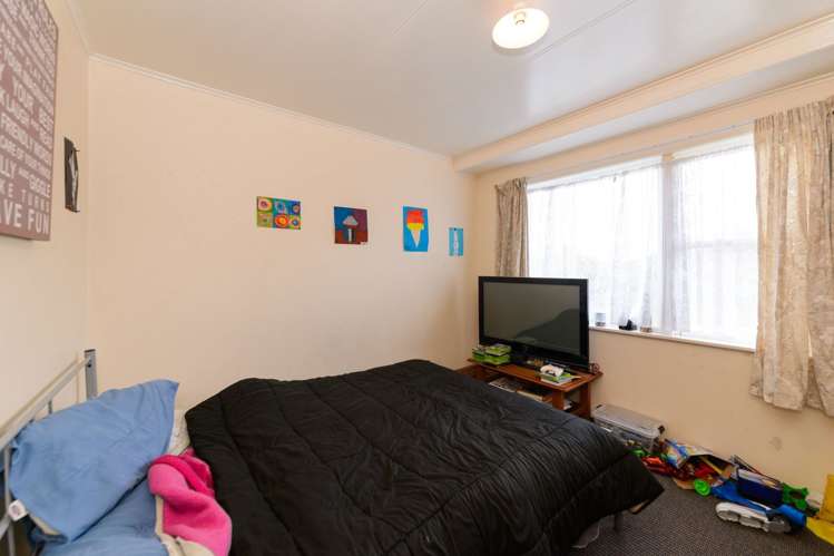 6 Raymond Street Bunnythorpe_12