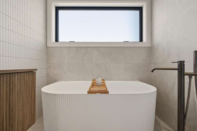 61 Pounamu Avenue Albert Town_23