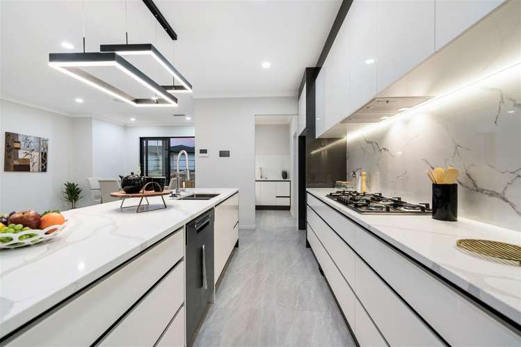 10 Uru Drive Flat Bush_5