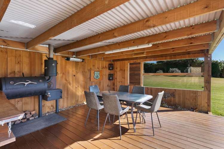 2123 Awhitu Road Pollok_8