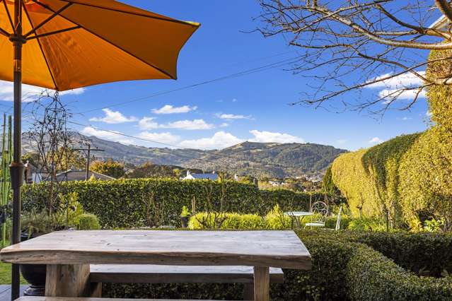 A sanctuary in the heart of Roslyn