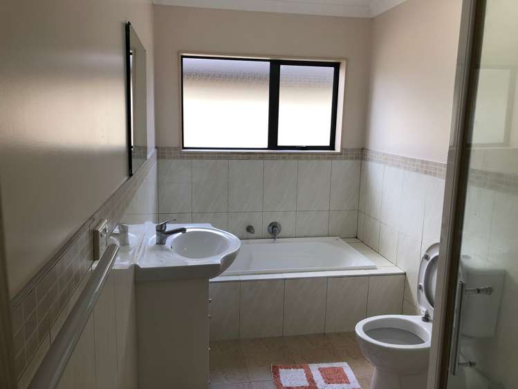 21 Agapanthus Place Flat Bush_7