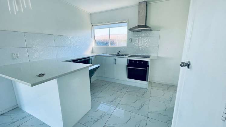 2 Cramond Drive Mangere East_5