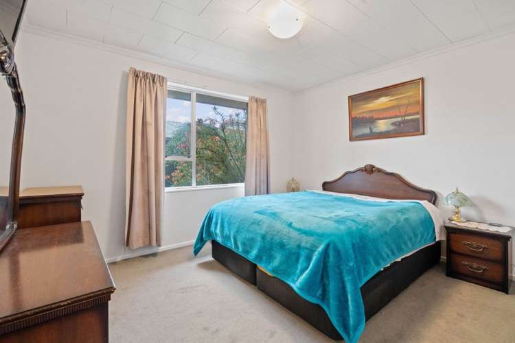 29a Salford Avenue Redwood_7