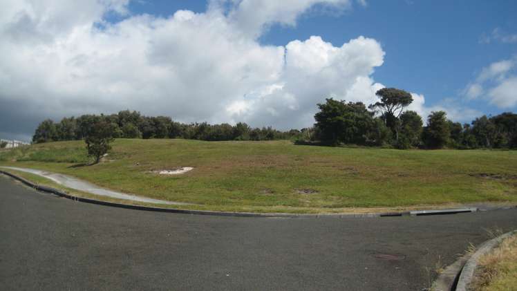 16 Sunrise Place Cable Bay_9