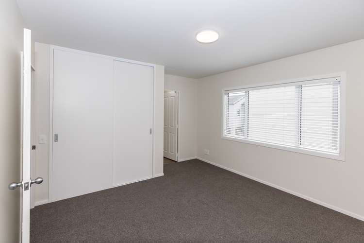 52e Fifth Avenue Enderley_17