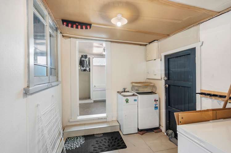 2A Finch Street One Tree Point_15
