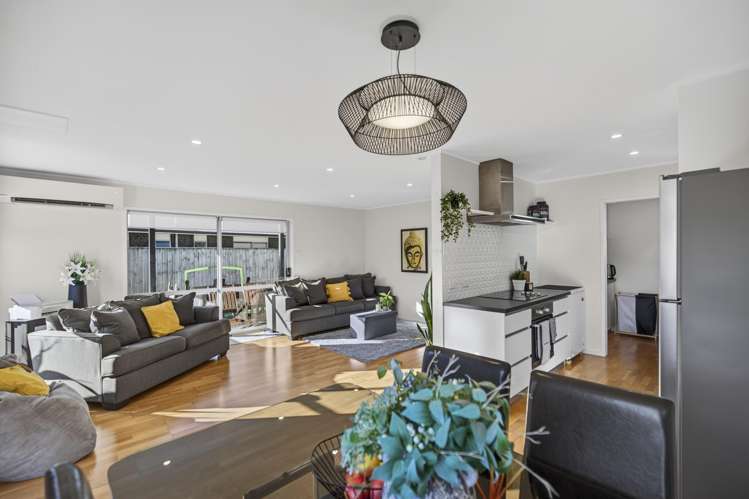 21 Heaphy Street Westown_14