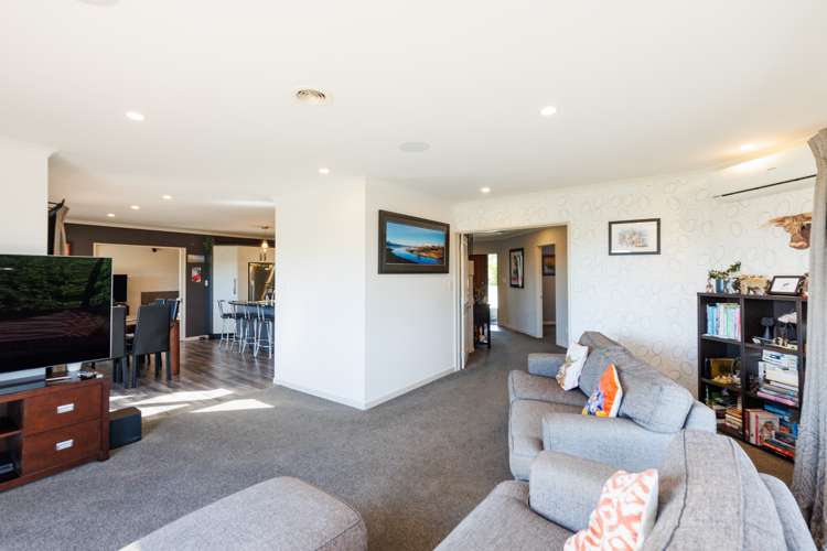 63 Polson Hill Drive Aokautere_10