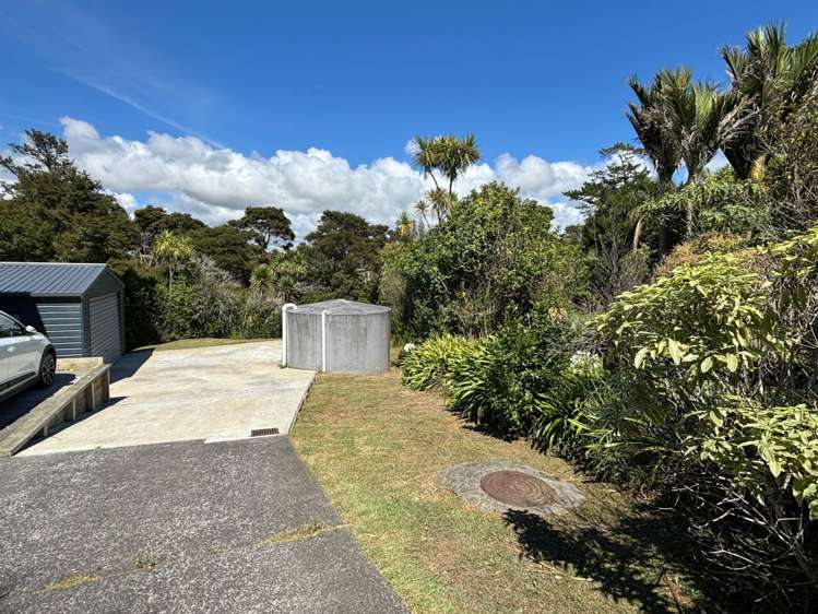 209 Whangaparaoa Road Red Beach_13