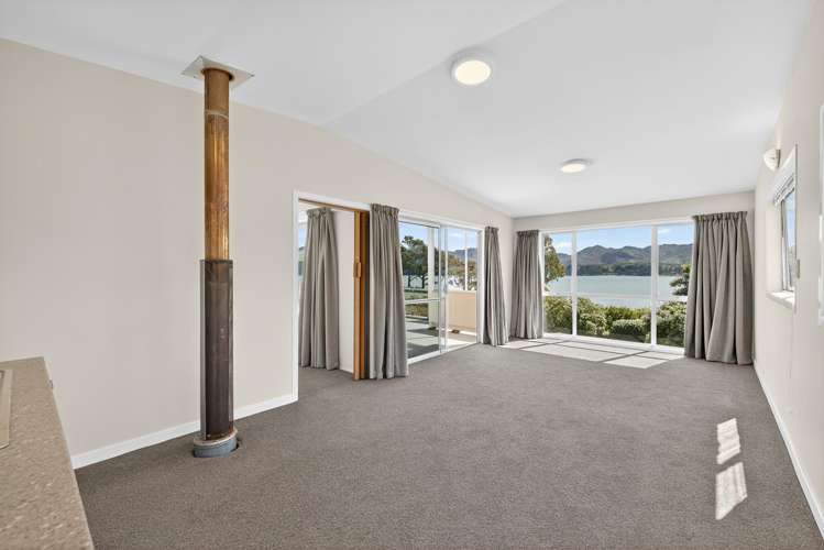 420 Marine Drive Charteris Bay_26