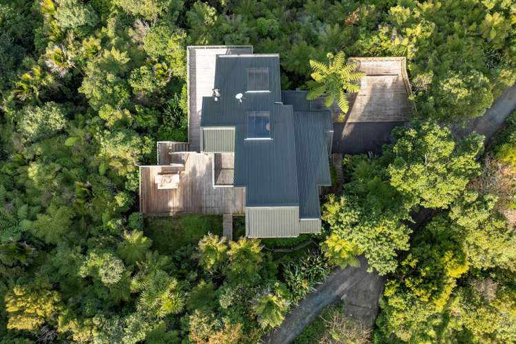 213 Scenic Drive Titirangi_30