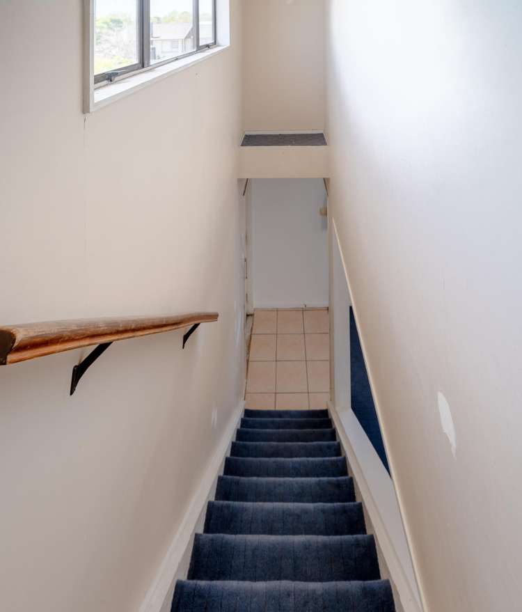 247 Flaxmere Avenue Flaxmere_11