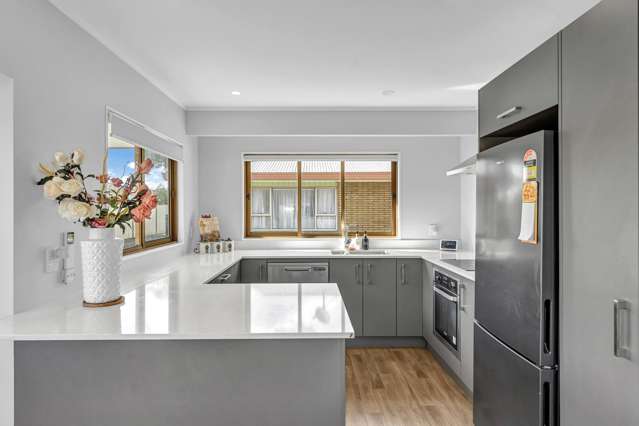 17 Edgewater Parade Waiuku_4