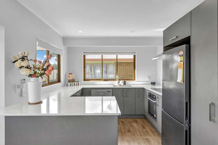 17 Edgewater Parade Waiuku_3