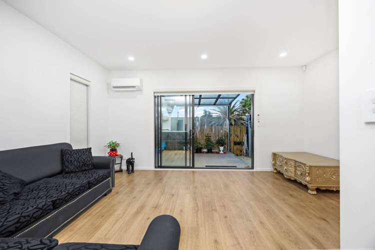 143B Seabrook Avenue_2