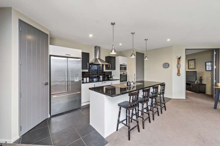 16 Lloyds Close Rolleston_1