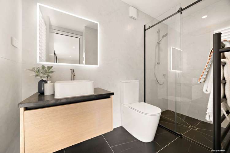 8A Sayegh Street St Heliers_18