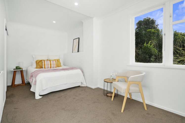 7 Cheshire Street Cannons Creek_13