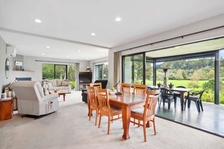 15a Taioma Crescent Te Atatu Peninsula_11