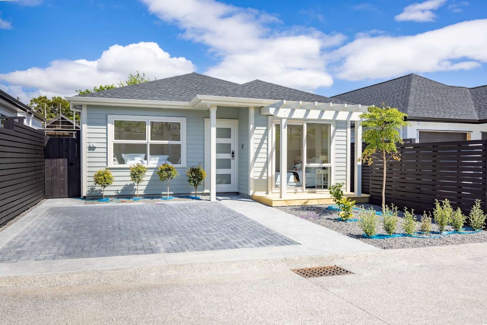 8 Fredrica Crescent Wainui_0