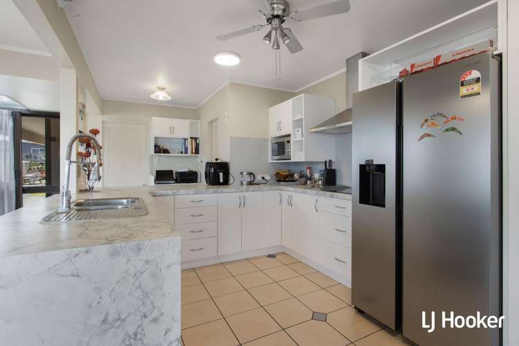 49 Pio Road Bowentown_7