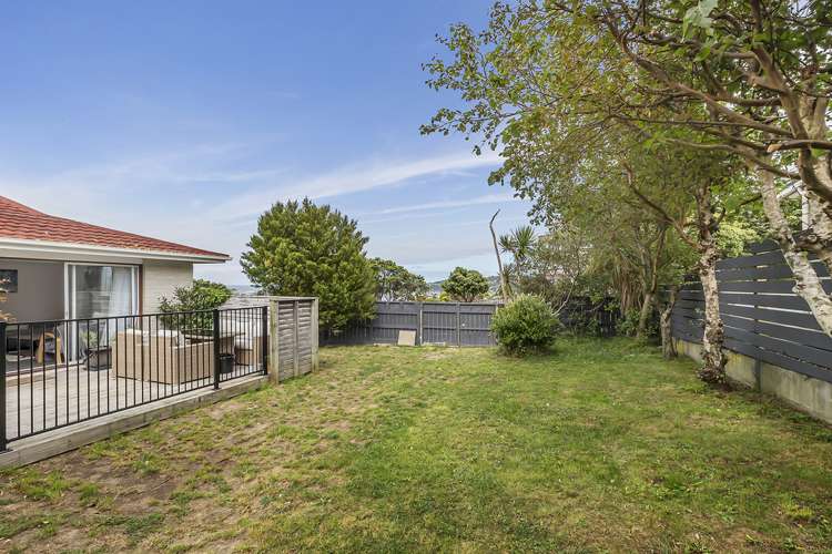 27 Akaroa Drive Maupuia_2