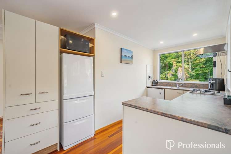 1/102 Horoeka Street_3
