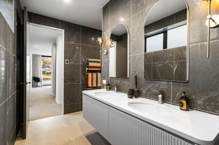 110 Motu Iti Pauanui_23