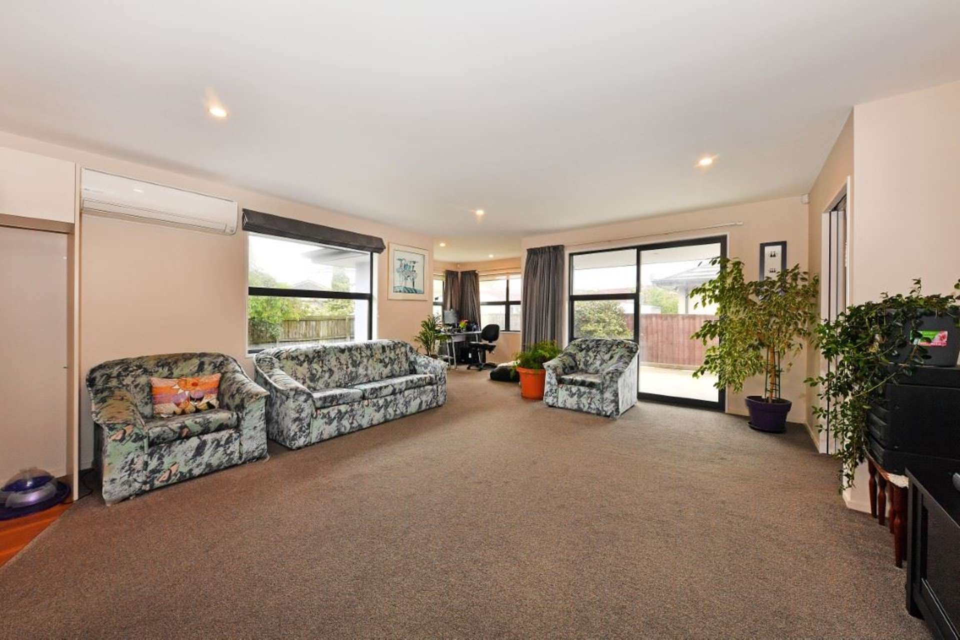 2/36 Reginald Street Burwood_0