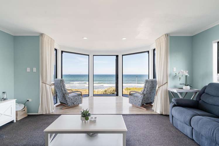 235 Pukehina Parade_5