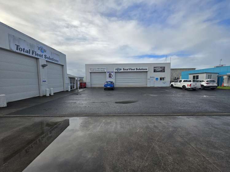 105 Main Road Makaraka_5