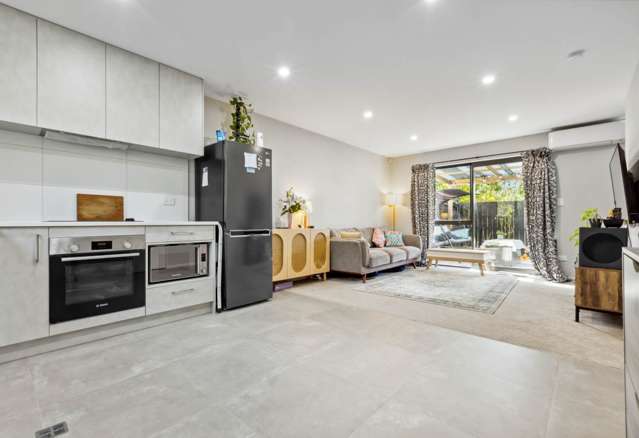 7/30 West Coast Road Glen Eden_3