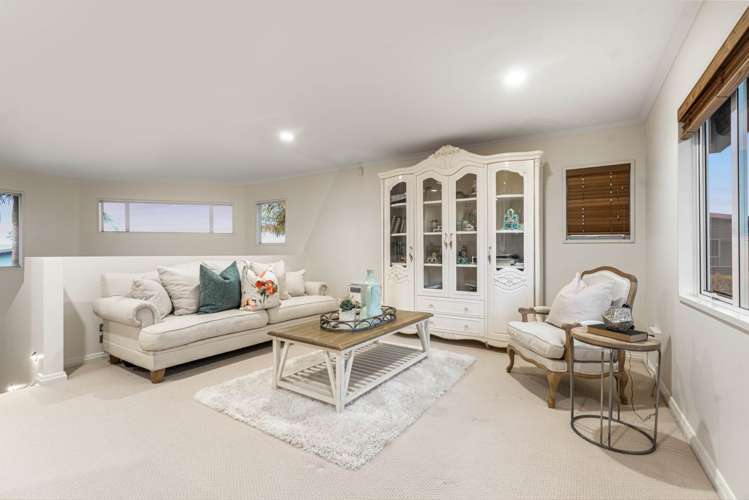 34 English Oak Drive Schnapper Rock_14