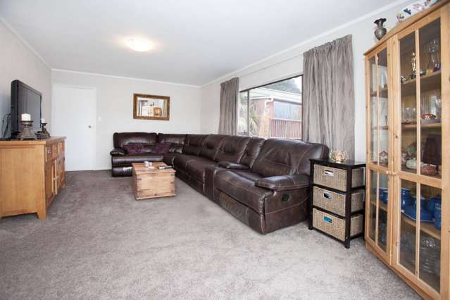 2/170 Stapleford Crescent Browns Bay_3