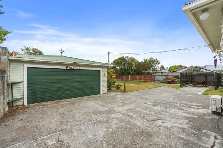 8 Solway Street Solway_16