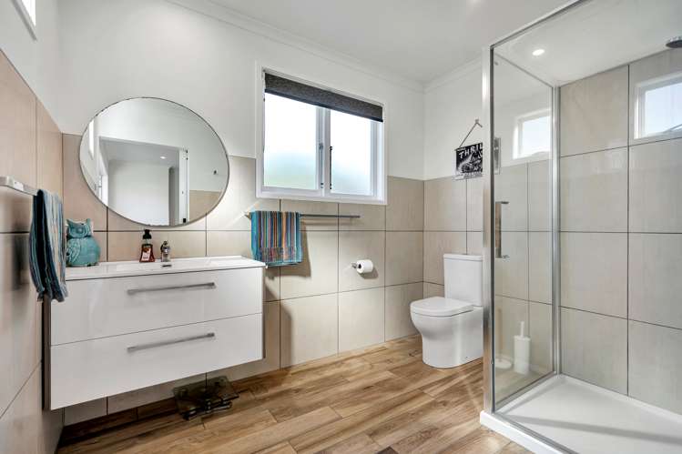 18 Karaka Road Kawakawa Bay_12