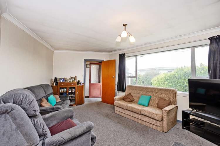 62 Lothian Crescent Strathern_9