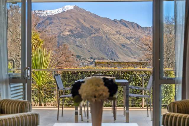 Apt 106, 5 Lakeside Road Wanaka_3