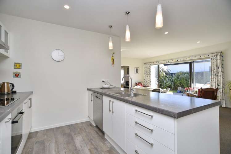 90 Aston Drive Waimairi Beach_10