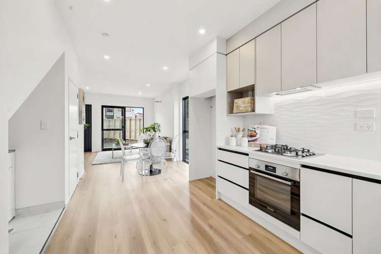 97 Wavecrest Lane Hobsonville_4