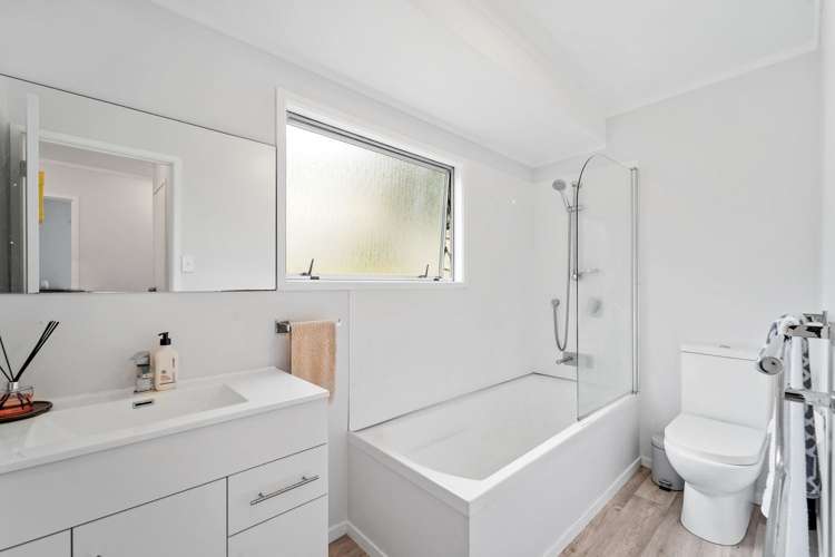 5 Jarrah Place Massey_10