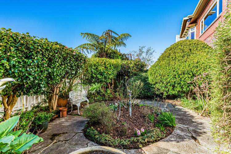 65 Thompson Street Mount Cook_24