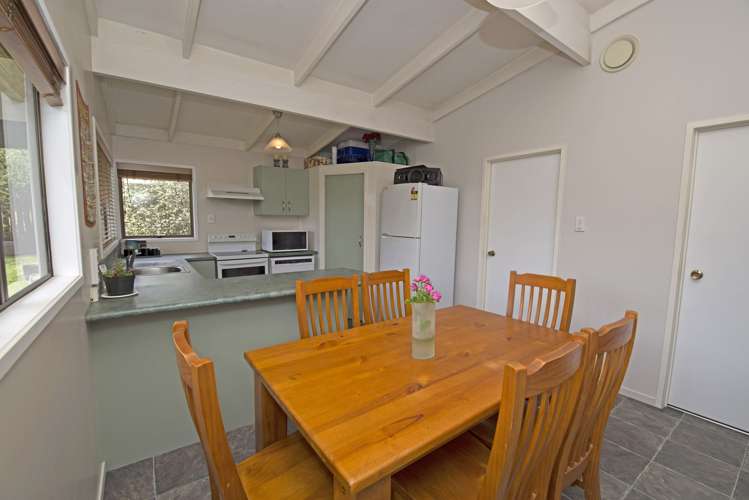 180 Universal Drive Henderson_6