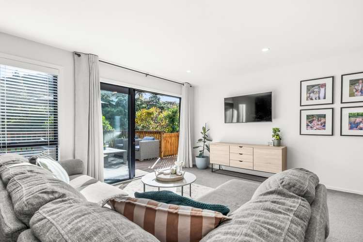 10 Redvers Drive Belmont_18