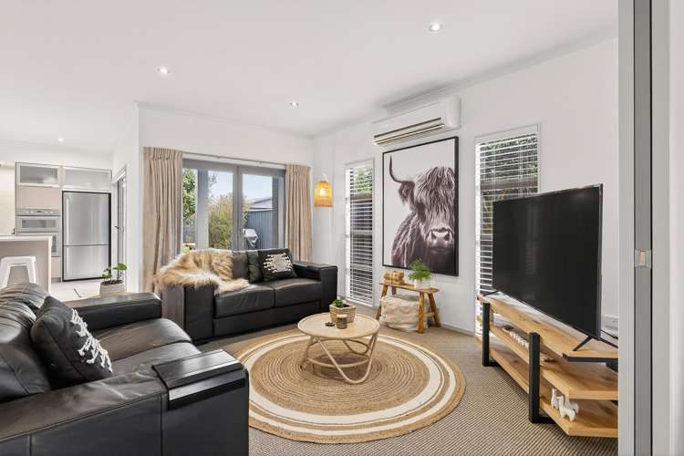 3 Pohutukawa Grove Lytton West_8