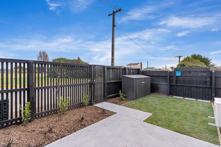 1-4/31 Vickerys Road Wigram_9