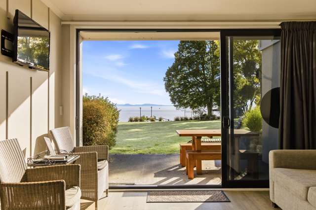 88 and 104 Waihi Road Tokaanu_4